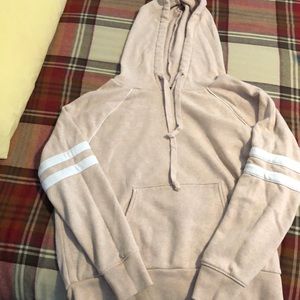 An American Eagle soft sweatshirt